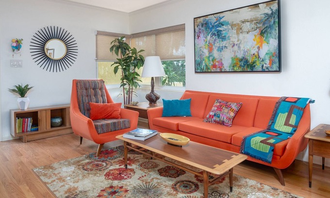Winter Park Apartment | Mid Century Luxury, 1 block from Park Ave (#2)