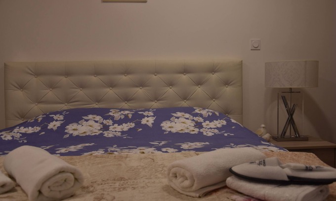 Cannes City Centre Apartment | Modern Apartment few meters up from Café Roma