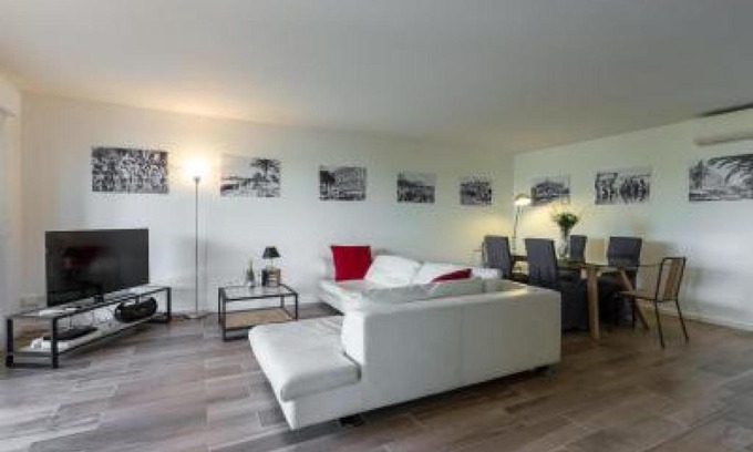 Riou - Petit Juas - Av de Grasse Apartment | Modern spacious 3 Bed 2 Bath Apt in quiet residential area of Cannes walking distance to Croisette 1769