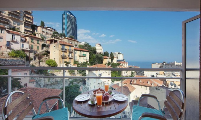 Beausoleil Apartment | Monaco, sea view, bright studio