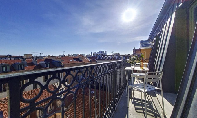 Centre Ville-Gare Apartment | N&J - NICE TO MEET YOU - Central - Top floor