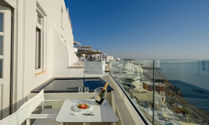 Fira Apartment | Nefeles Junior Suite + Senior Suite by Fantasia Villas