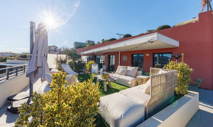 Saint-Sylvestre Apartment | NICE 130m2 Terrace with PANORAMIC VIEW, Swimming Pool, Free Parking, A/C, WIFI