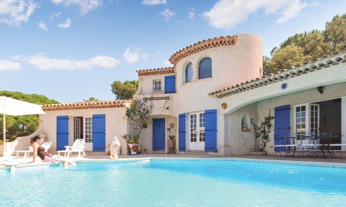 Sainte-Maxime House | Nice home in Sainte Maxime with WiFi