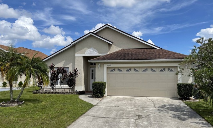 Chatham Park House | Pool Home MINUTES TO DISNEY
