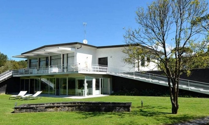 Poveromo Villa | Pool Villa Zoe: 8 rooms, ideal for family reunions beach at walking distance!