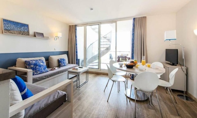 Antibes City Centre Apartment | Résidence Pierre & Vacances Premium Port-Prestige **** - 2/3 Rooms 6 People Superior