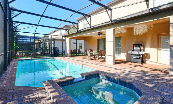 Bay Lake House | Recently Renovated w/all the amenities! Hot tub, Game Room, Grill, Wifi!