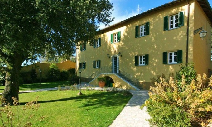 Volterra Apartment | Relais Villa Sensano
