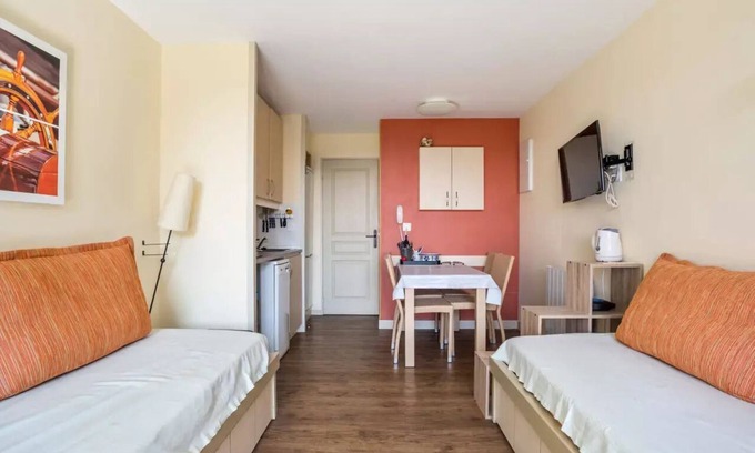 Les Restanques Apartment | Residence Les Parcs de Grimaud - maeva Home - 2 room apartment for 4 people Prestige
