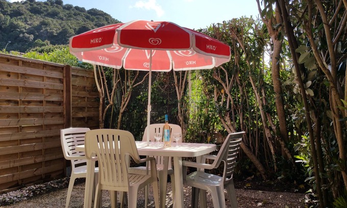Villeneuve-Loubet Apartment | Residence Provençale Pool Parking WIFI 2 kms Sea Villeneuve Loubet 2 Rooms