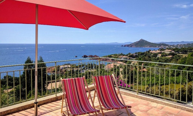 Antheor Villa | Residential villa with big swimming-pool in Antheor, Southern France