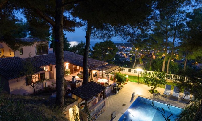 Roquebrune-Cap-Martin Villa | Romantic Villa near Monaco