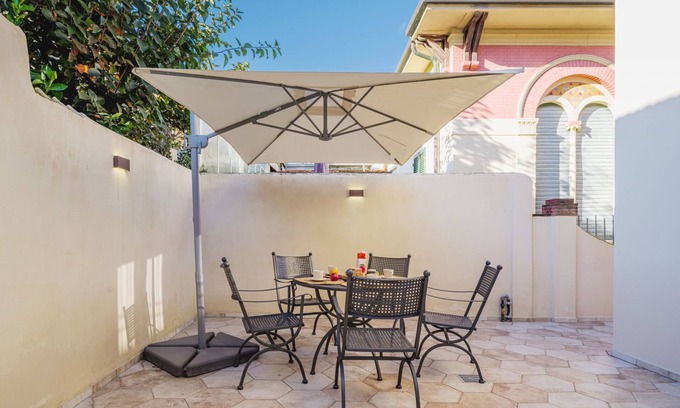 Lido di Camaiore House | Rosa dei Venti by Interhome