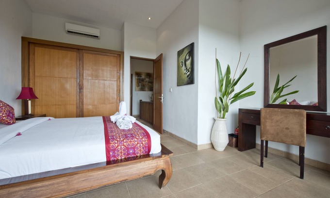 Tegal Mengkeb House | Sawah Town House B3 Ocean View