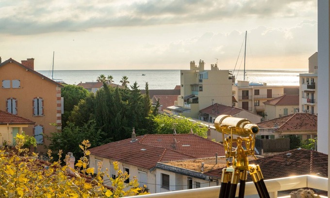 Antibes Old Town Condo | Spacious Luxury French Riviera Apartment