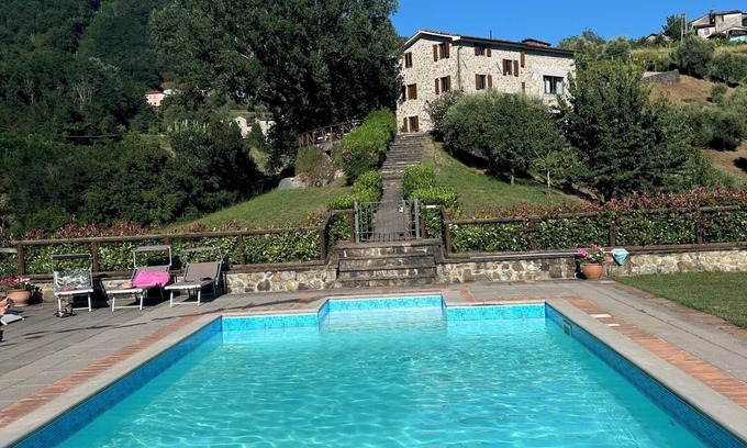 Guzzano-pieve di Controne Villa | Stunning Tuscan Luxury Villa with Private Pool and 360 degree Panoramic Views.