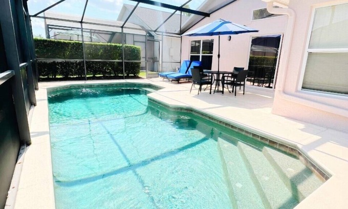 Lake Berkley House | The Berkley Retreat – 3BR Home with Private Pool near Disney