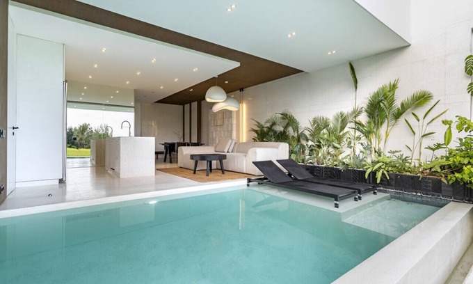 Sayan Villa | Tranquil 2-BR Villa in Ubud: Lush Rice Fields