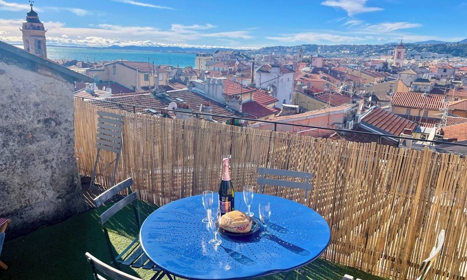 Carabacel Apartment | Triplex Toit-terrasse Authentique Familiale Vieux-nice & Mer
