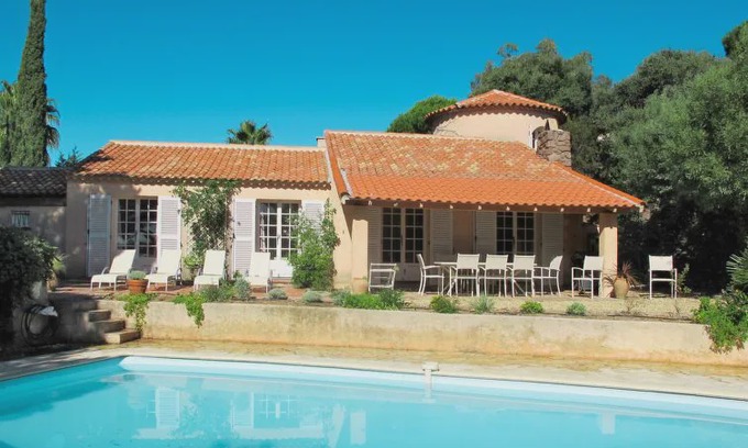 La Nartelle House | Vacation home Cascabelle (MAX185) in Sainte Maxime - 8 persons, 4 bedrooms