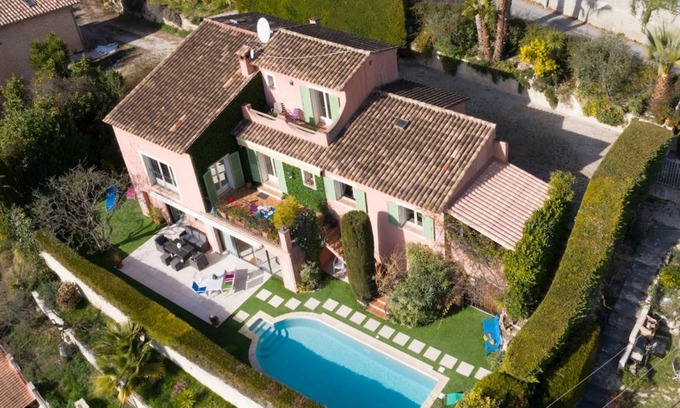 Tourrette-Levens Villa | Villa ∙ 4 bedrooms ∙ 8 guests
