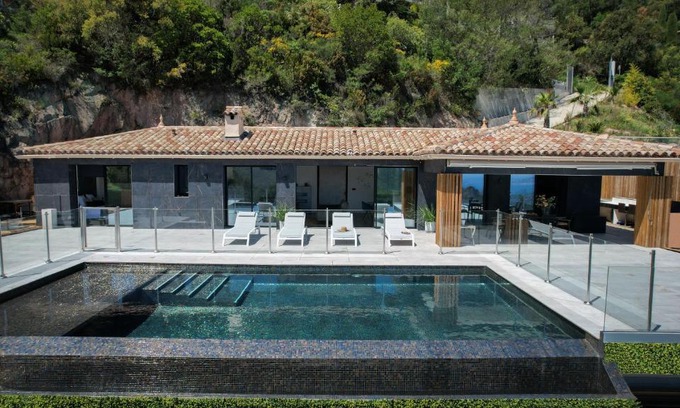Saint-Raphael Villa | Villa Linda Vista