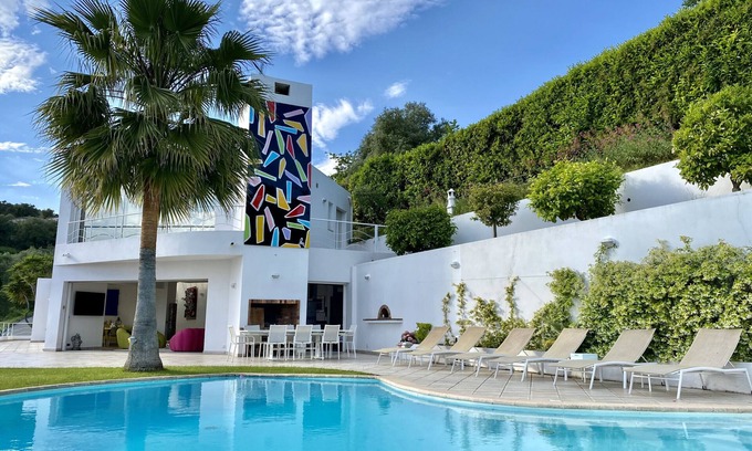 Nice Villa | VILLA NICE-GAIRAUT VI4230 BY RIVIERA HOLIDAY HOMES