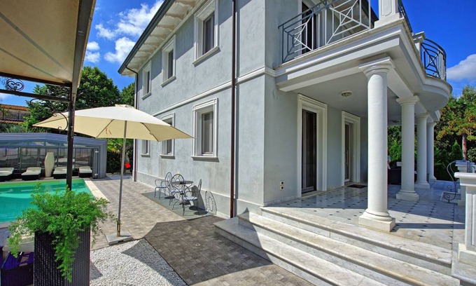 Camaiore House | Villa Raffaela