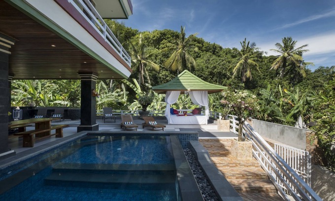 Padangbai Bed & Breakfast | Villa Suari I