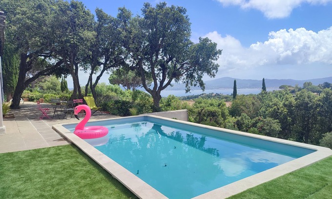 Sainte-Maxime - Saint-Tropez Villa | Villa swimming pool sea view domaine Beauvallon Bartole