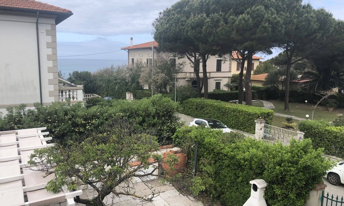 Castiglioncello Apartment | Villetta Caletta - scotto quattro camere