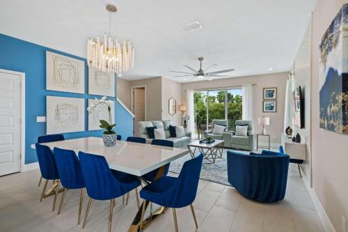 Reunion House | W477 - The Blue Suede Townhome