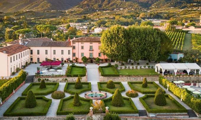 Capannori Villa | Wedding villa in Tuscany
