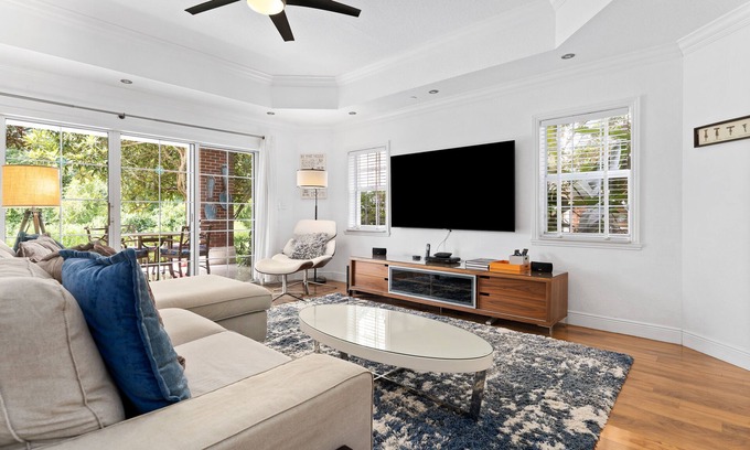 Reunion Condo | Whisper Way's Finest | Private Porch | Near Disney | Reunion Membership