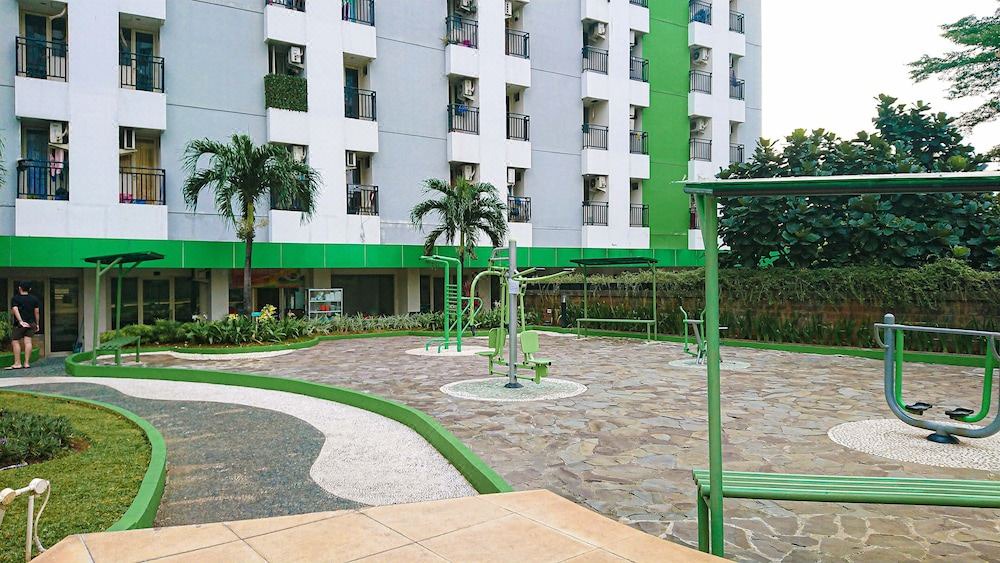 South Tangerang Hotel | Green Lake View Managed by Diorama