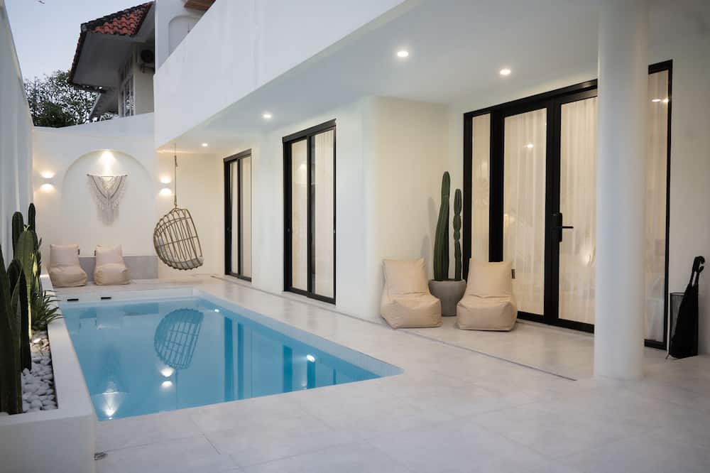 Dalung House | Casa Z Seminyak Bali - 3 Bedrooms Villa with Private Pool