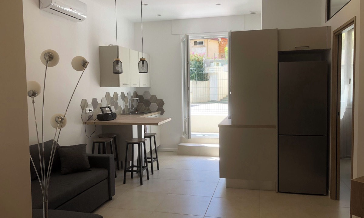 Ventabrun Apartment | Quiet 2-room apartment near the sea