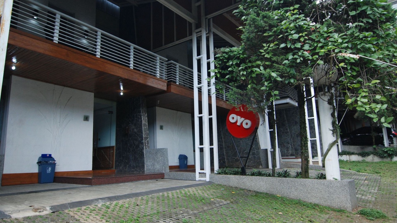 Photo of Buildings in Hegarmanah