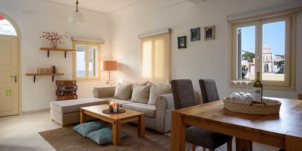 Photo of Livingroom in Fira