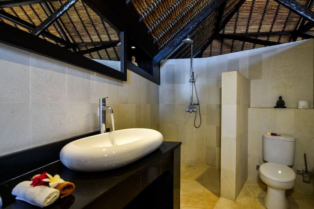 Photo of Bathroom in Lokapaksa