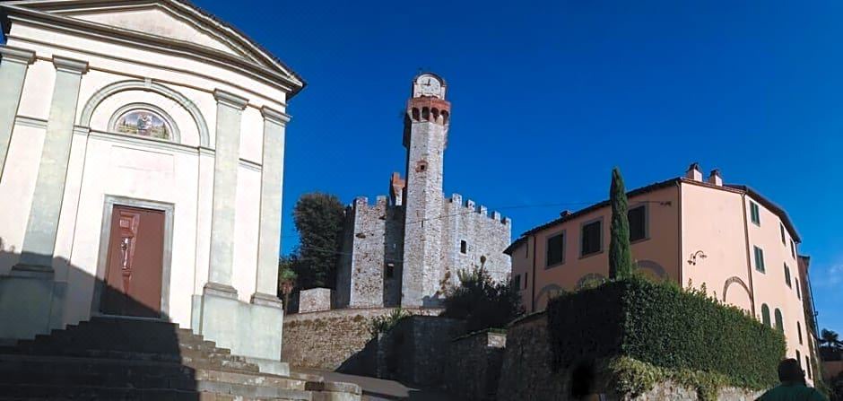 Photo of Buildings in Vicopelago
