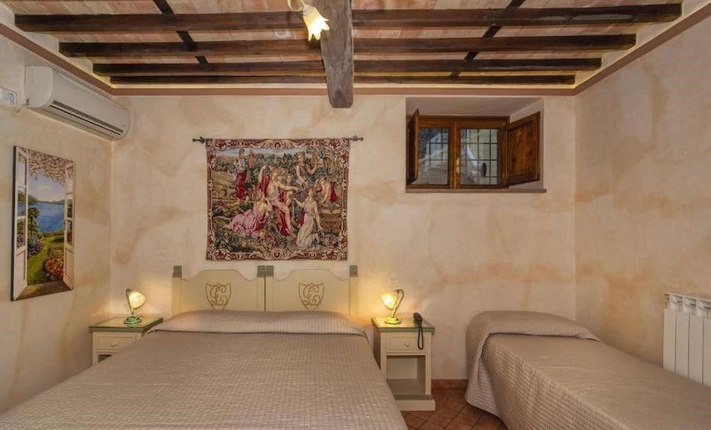 Photo of Bedroom in San Lorenzo a Vaccoli