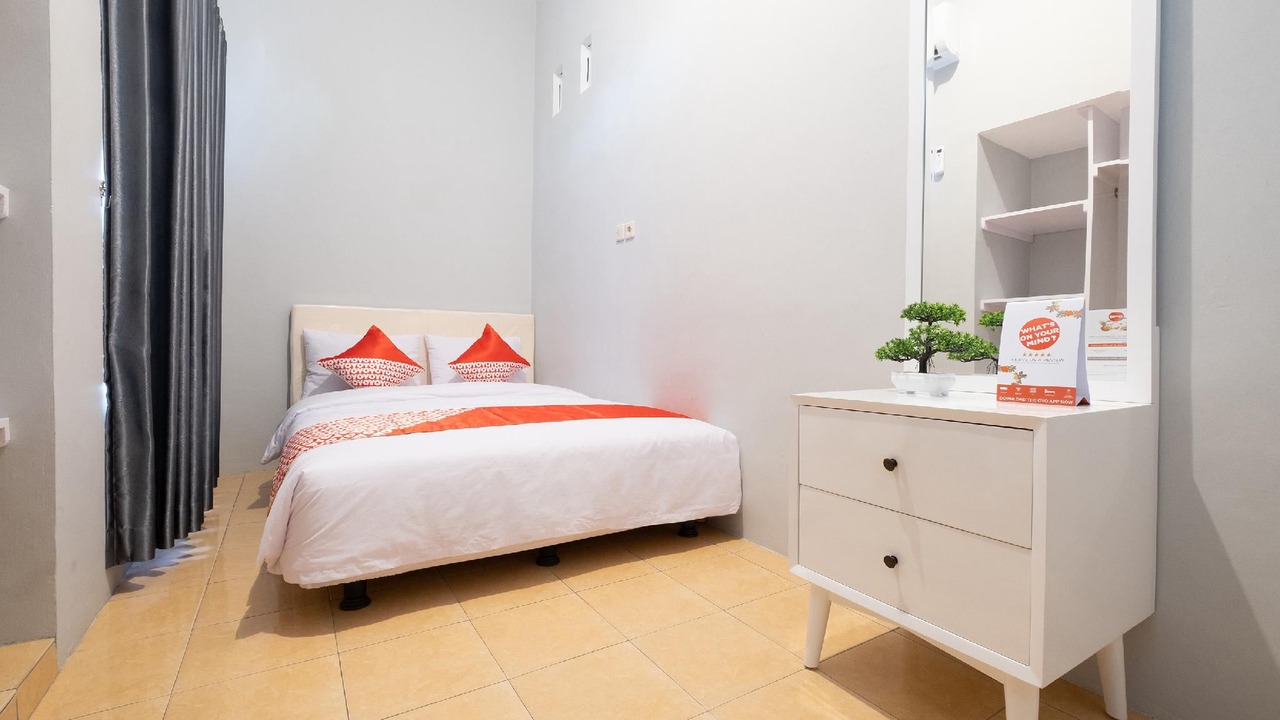 Photo of Bedroom in Mertoyudan