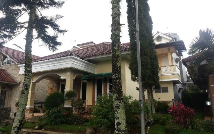 Photo of Buildings in Cipanas