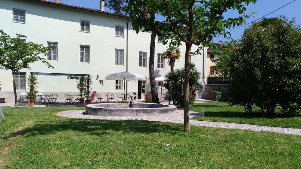 Photo of Buildings in Vicopelago