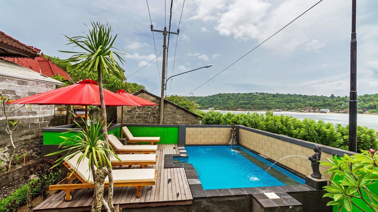 Photo of Outdoor in Mushroom Bay