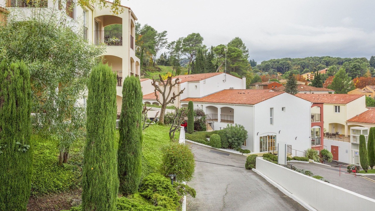 Photo of Buildings in Mougins