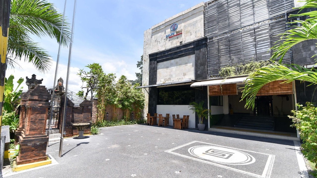 Photo of Buildings in Pemogan