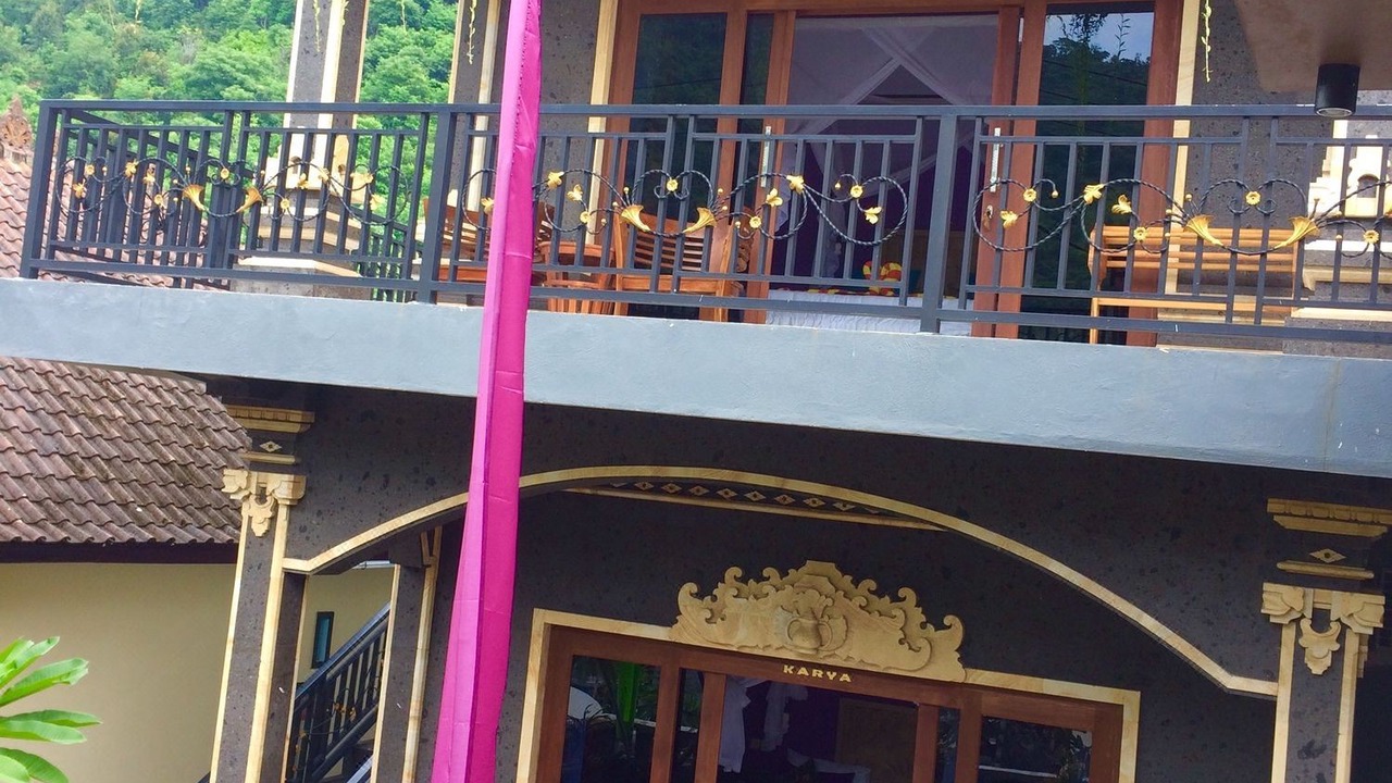 Photo of Buildings in Amed